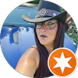 Profile photo of Janelle Schmehl