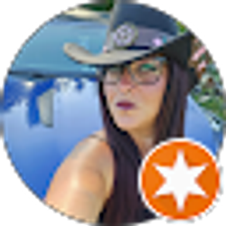 Profile photo of Janelle Schmehl