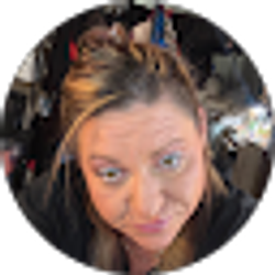Profile photo of Ashley Hutching