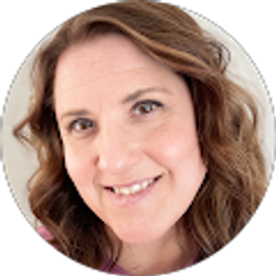 Profile photo of DaraLyn McColl