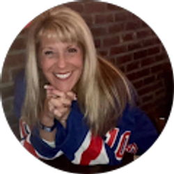 Profile photo of d mikelis