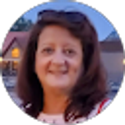 Profile photo of Joyce Metzler