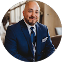 Profile photo of Ivan Santos