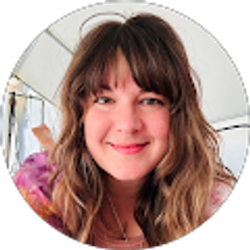 Profile photo of Leigh Elling