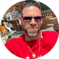 Profile photo of Chris