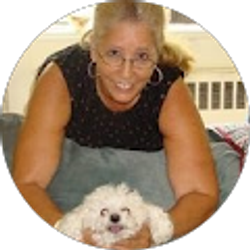 Profile photo of Gloria Cullen