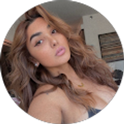 Profile photo of Arianna Camila