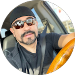 Profile photo of Oscar Munoz