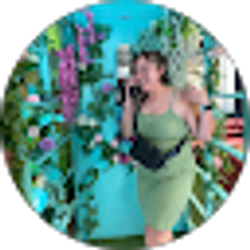 Profile photo of Felicity Mcmillian