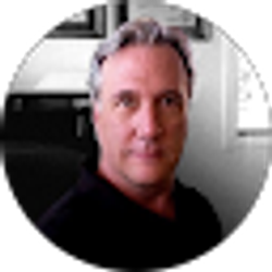 Profile photo of Stephen Gomes