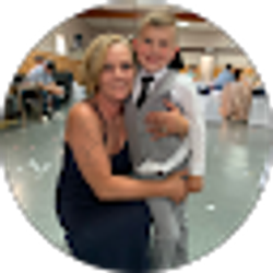 Profile photo of Lynne Kuntz