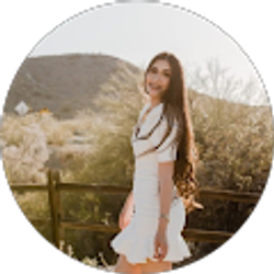 Profile photo of Valeria Duran