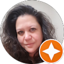 Profile photo of Lizzy Lewis