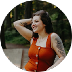 Profile photo of Caroline Pearl-Sacks