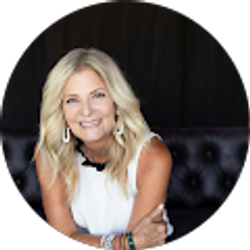 Profile photo of becky novacek