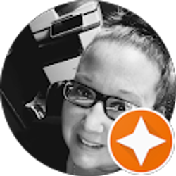 Profile photo of Chelsea Thomson