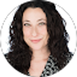 Profile photo of Lisa Clark
