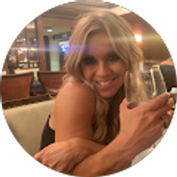 Profile photo of Michelle Barney