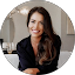 Profile photo of Kate Carlton