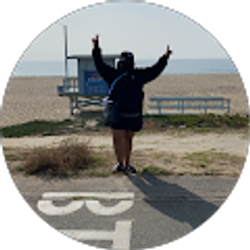 Profile photo of Amanda Pina