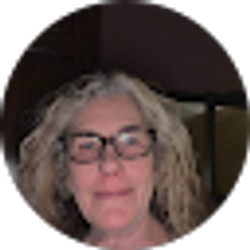 Profile photo of Tracy Hoyt