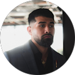 Profile photo of ray luna