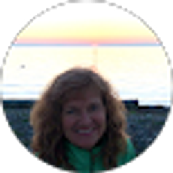 Profile photo of Lorraine