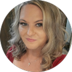 Profile photo of Ashley Thompson