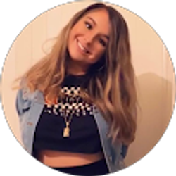 Profile photo of Chelsea Coburn