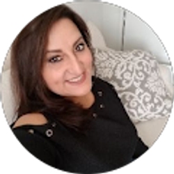 Profile photo of Rebecca Saucedo