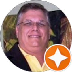 Profile photo of Larry Espinoza