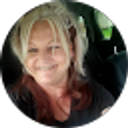 Profile photo of Stacey Boyens