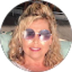 Profile photo of Jennifer Grimes
