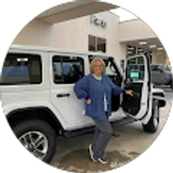 Profile photo of Shellie Clark