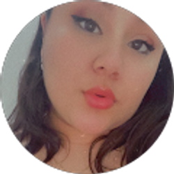 Profile photo of stephanie Collado