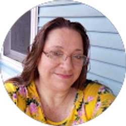 Profile photo of Lisa Coates