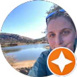 Profile photo of Ellie Parks