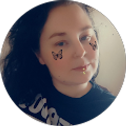 Profile photo of Carolyn Bentley