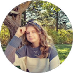 Profile photo of Emilee Manley