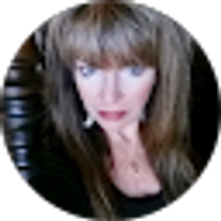 Profile photo of Jennifer Carnes