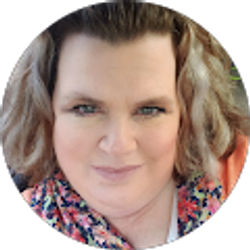 Profile photo of Wendy Cail