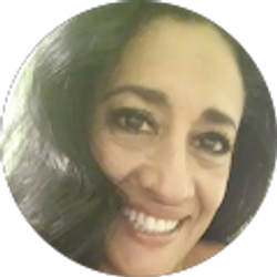 Profile photo of Lucy Alvarez