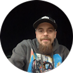 Profile photo of Justin Jones