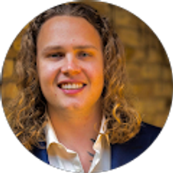 Profile photo of Taylor Calacci