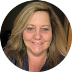 Profile photo of Deborah Hazlett