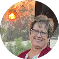 Profile photo of Leslie Darafeev