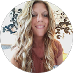 Profile photo of Lauren Harper