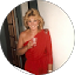 Profile photo of Kimberly Schulze