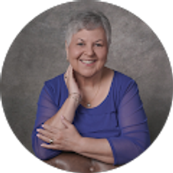 Profile photo of Julie Camacho