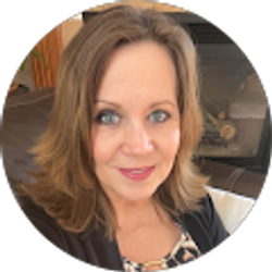 Profile photo of Vicki Thompson